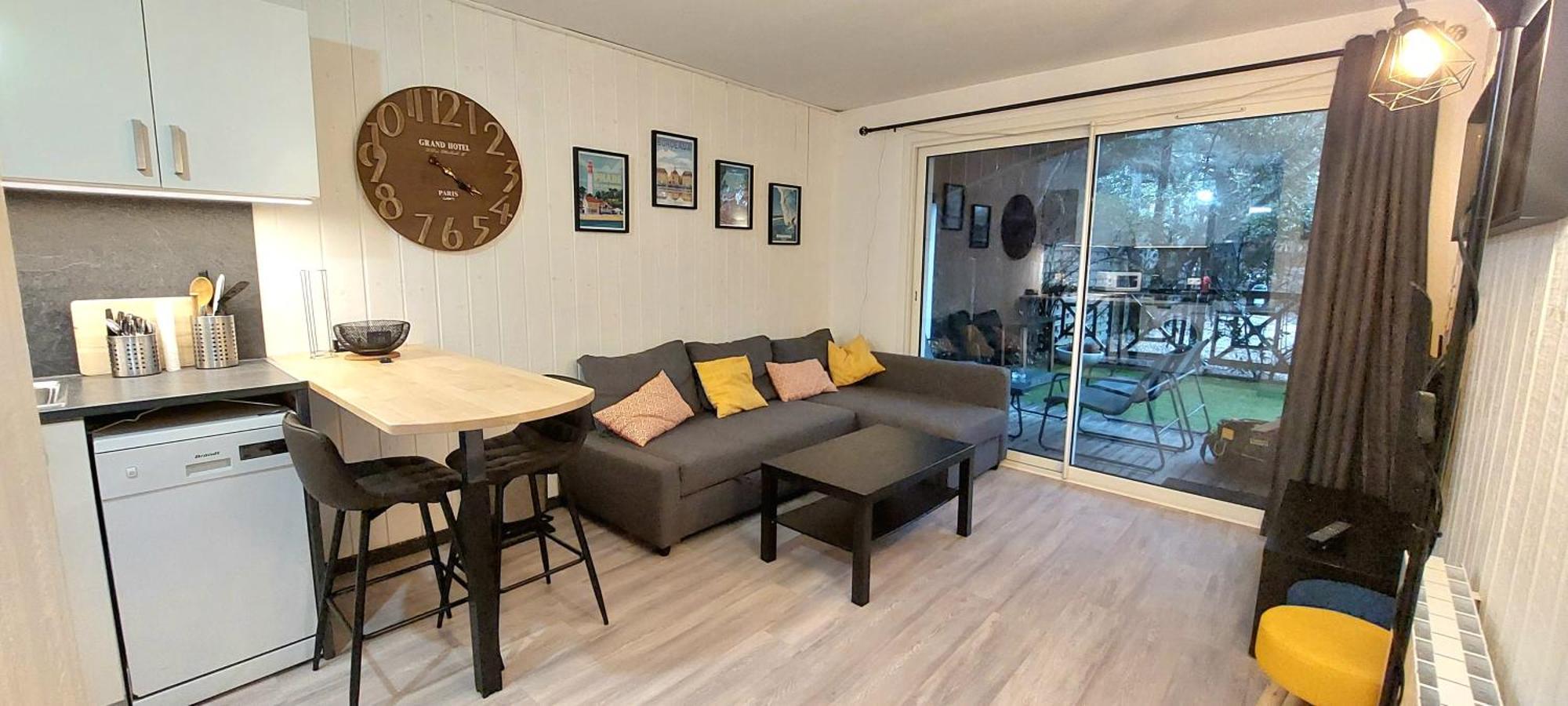 Bassin D'Arcachon Ares Charmant T2 Jardin Apartment Bagian luar foto